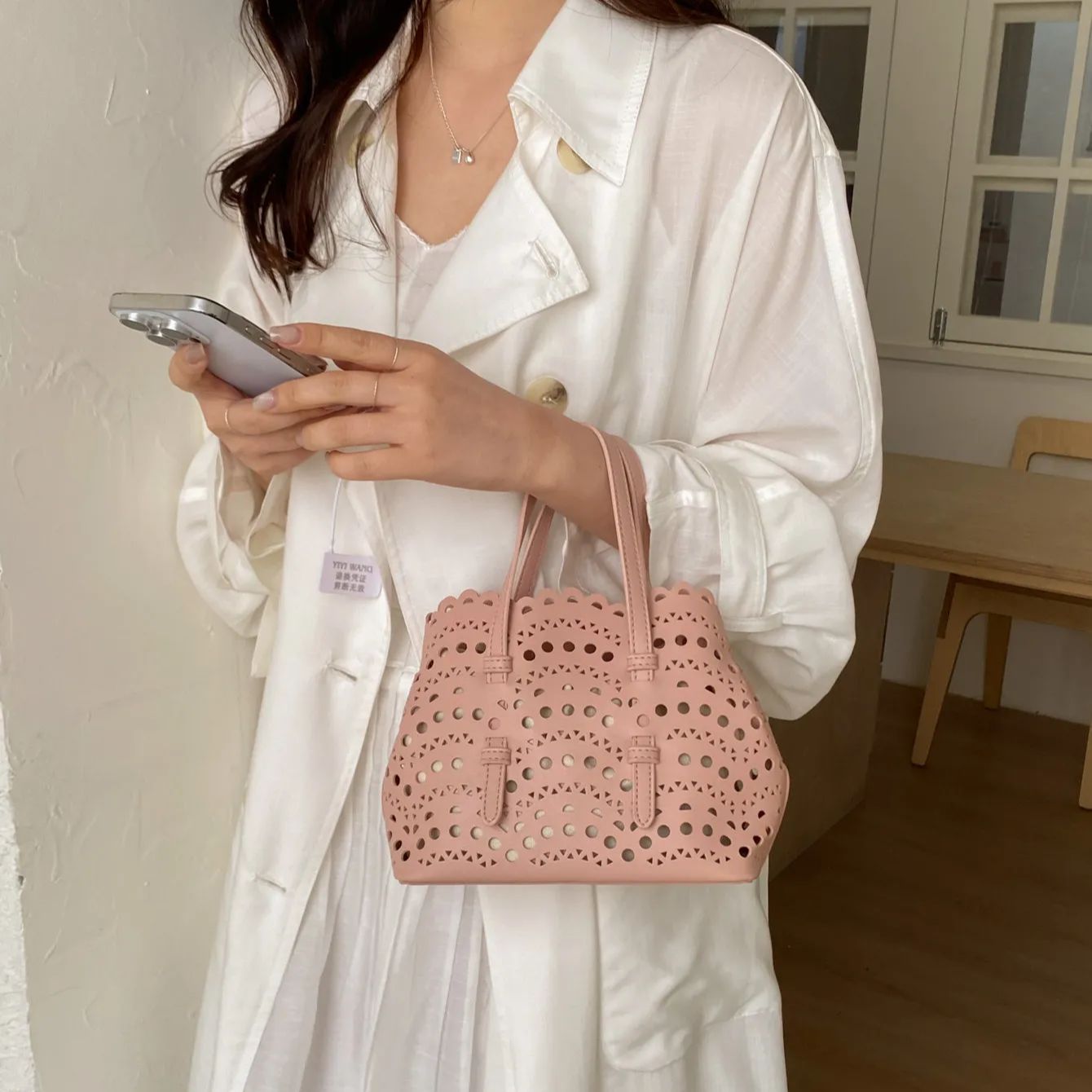 Leather Work Handbags For Women - Bolsa transversal vermelha com estampa vazada,