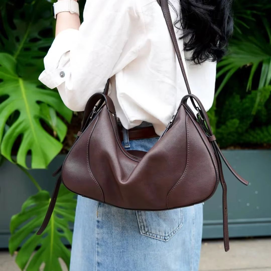 Bolsa de Ombro Feminina Casual - Leather Work Japan avaliação e preço