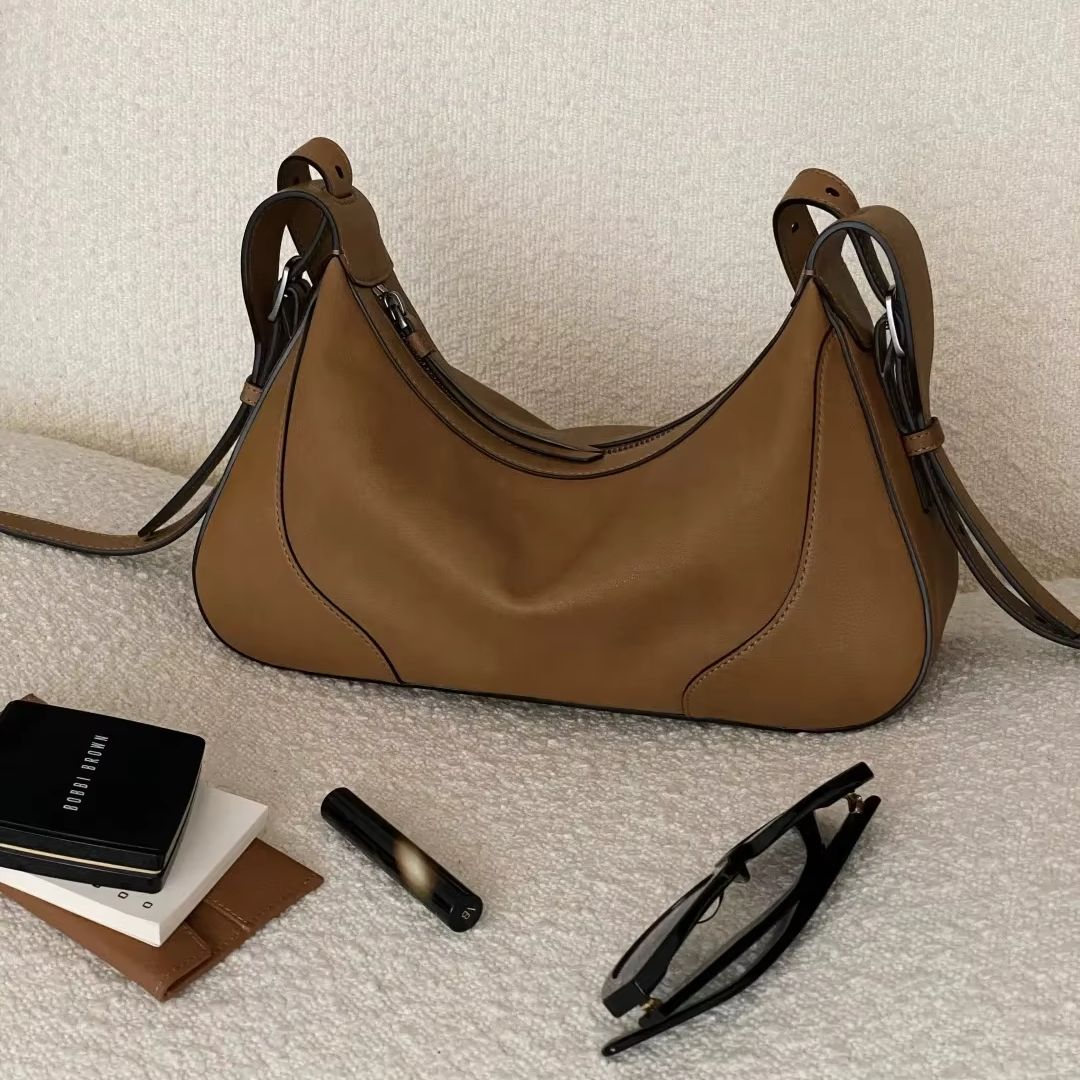 Bolsa de Ombro Feminina Casual - Leather Work Japan avaliação e preço