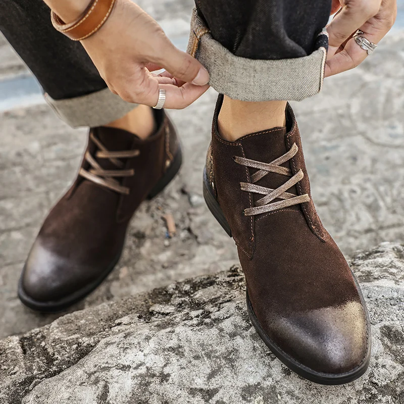 Nova camurça de vaca botas de  - Leatherwork Tools avaliação e preço