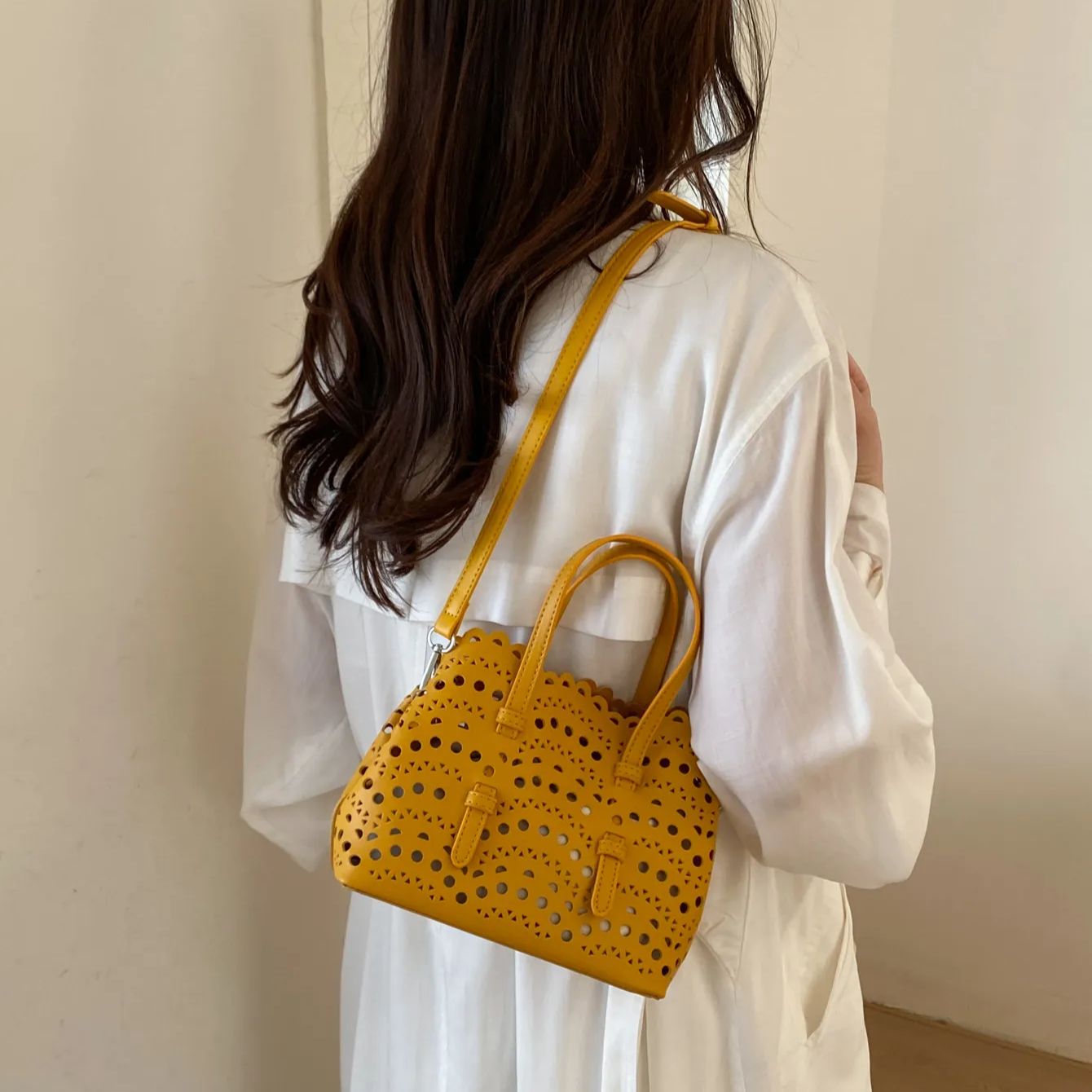 Bolsa transversal vermelha com - Leather Work Handbags For Women avaliação e preço