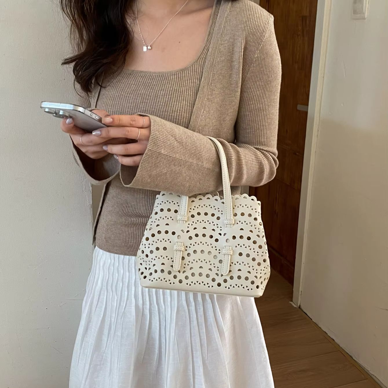 Bolsa transversal vermelha com - Leather Work Handbags For Women avaliação e preço