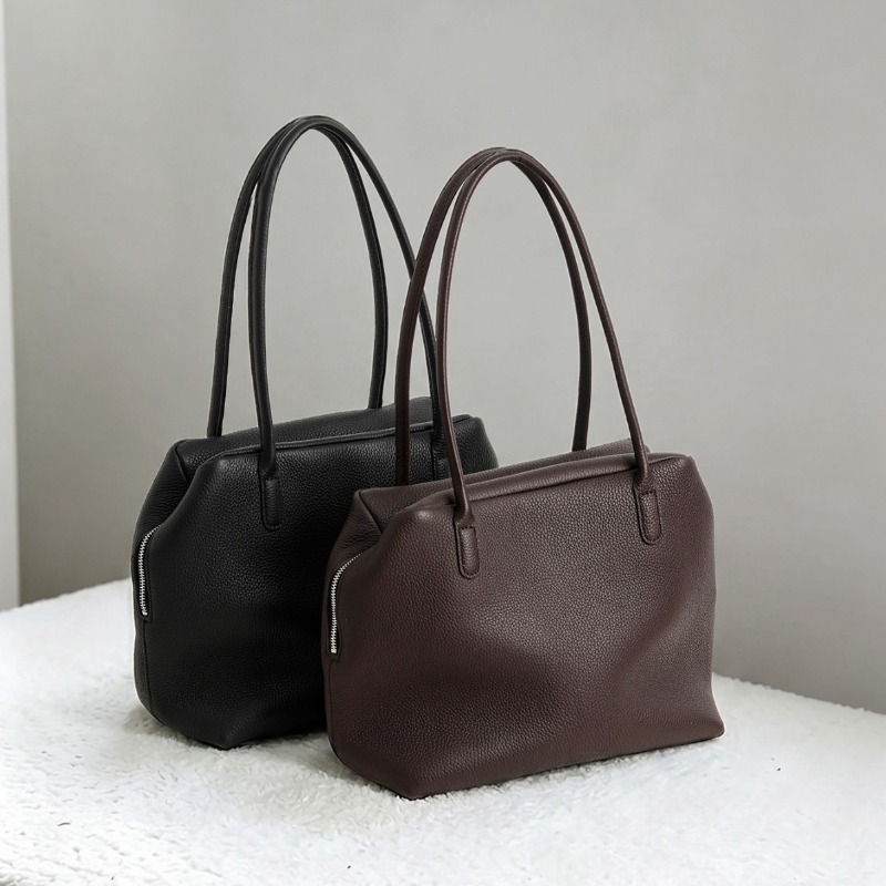 Bolsa de Ombro Feminina Elegan - Leatherwork Logo avaliação e preço